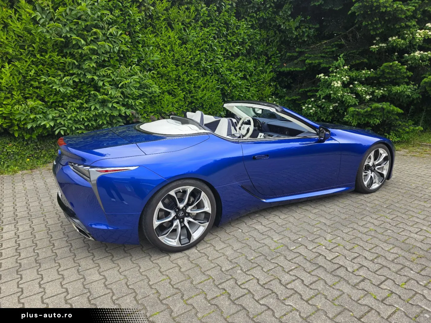 LEXUS LC 500 Cabrio - Regatta Edition einer von 20