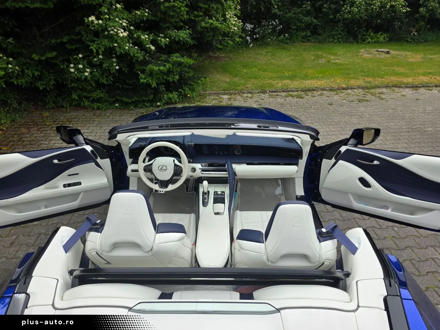 LEXUS LC 500 Cabrio - Regatta Edition einer von 20
