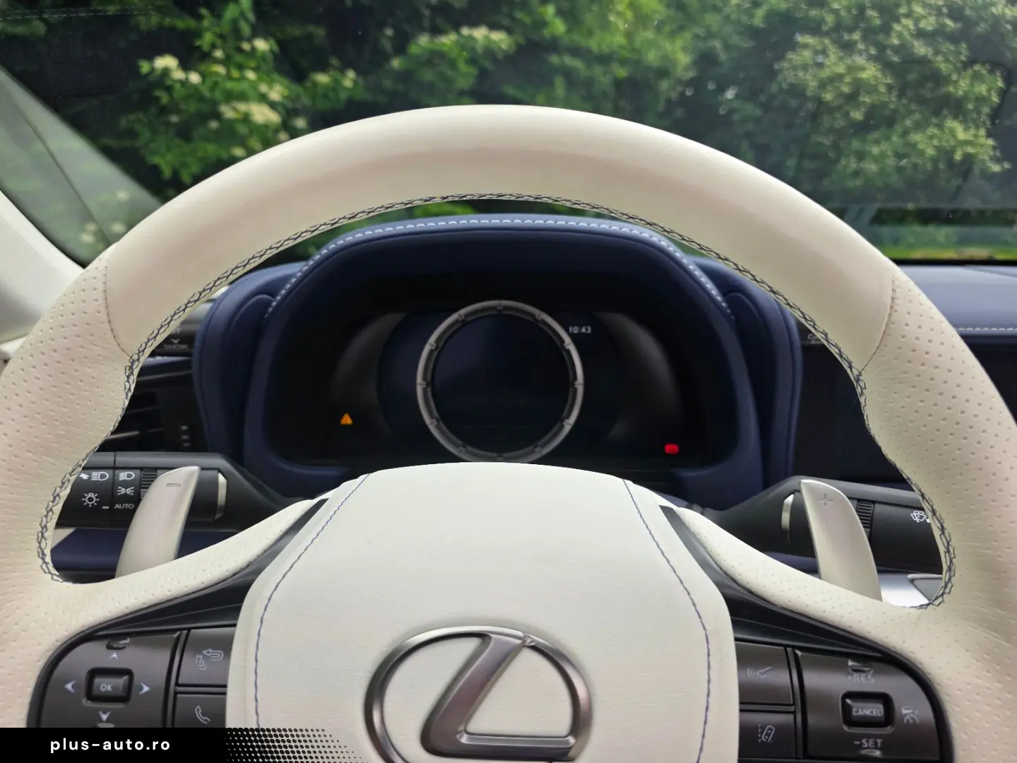 LEXUS LC 500 Cabrio - Regatta Edition einer von 20