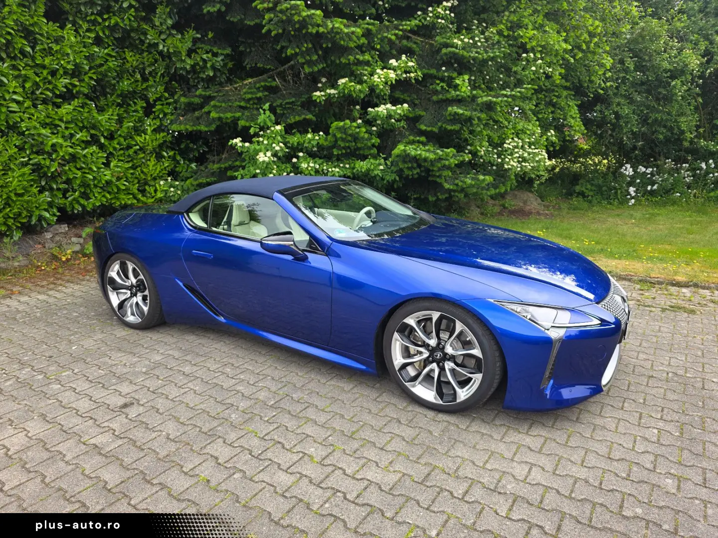 LEXUS LC 500 Cabrio - Regatta Edition einer von 20