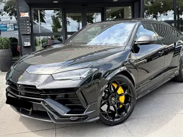 Lamborghini Urus Performante 4.0 V8 Akrapovic