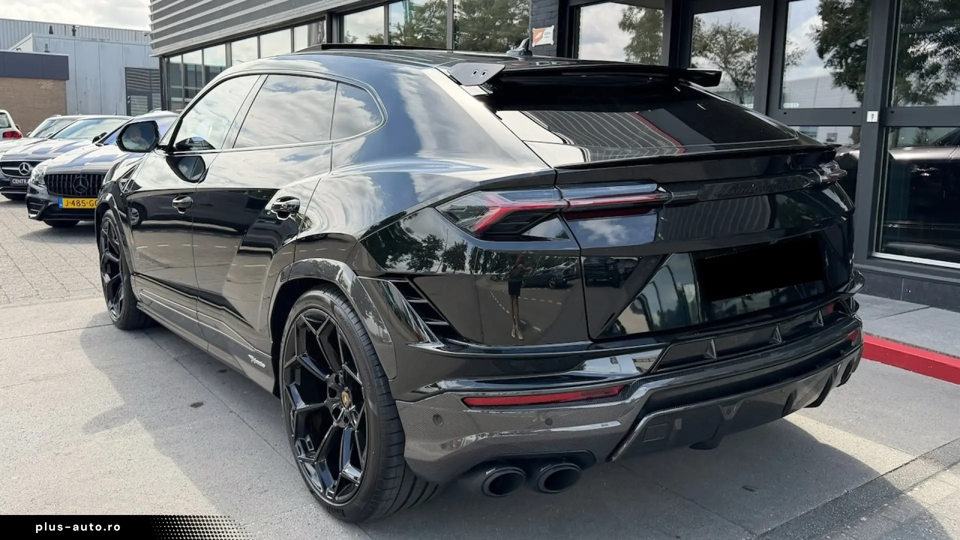 Lamborghini Urus Performante 4.0 V8 Akrapovic