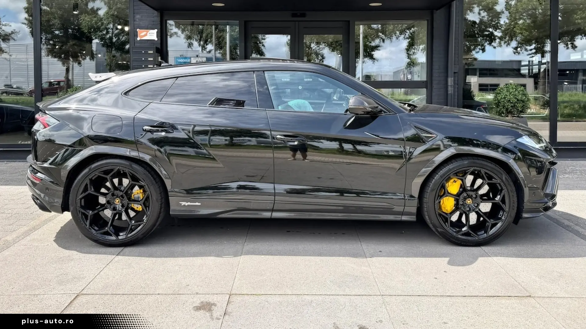 Lamborghini Urus Performante 4.0 V8 Akrapovic