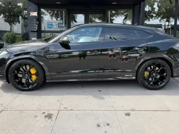 Lamborghini Urus Performante 4.0 V8 Akrapovic