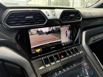 Lamborghini Urus Performante 4.0 V8 Akrapovic