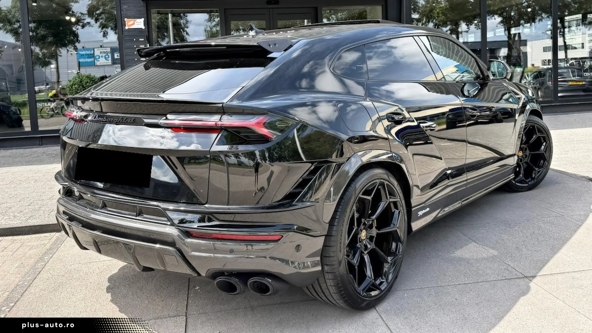 Lamborghini Urus Performante 4.0 V8 Akrapovic