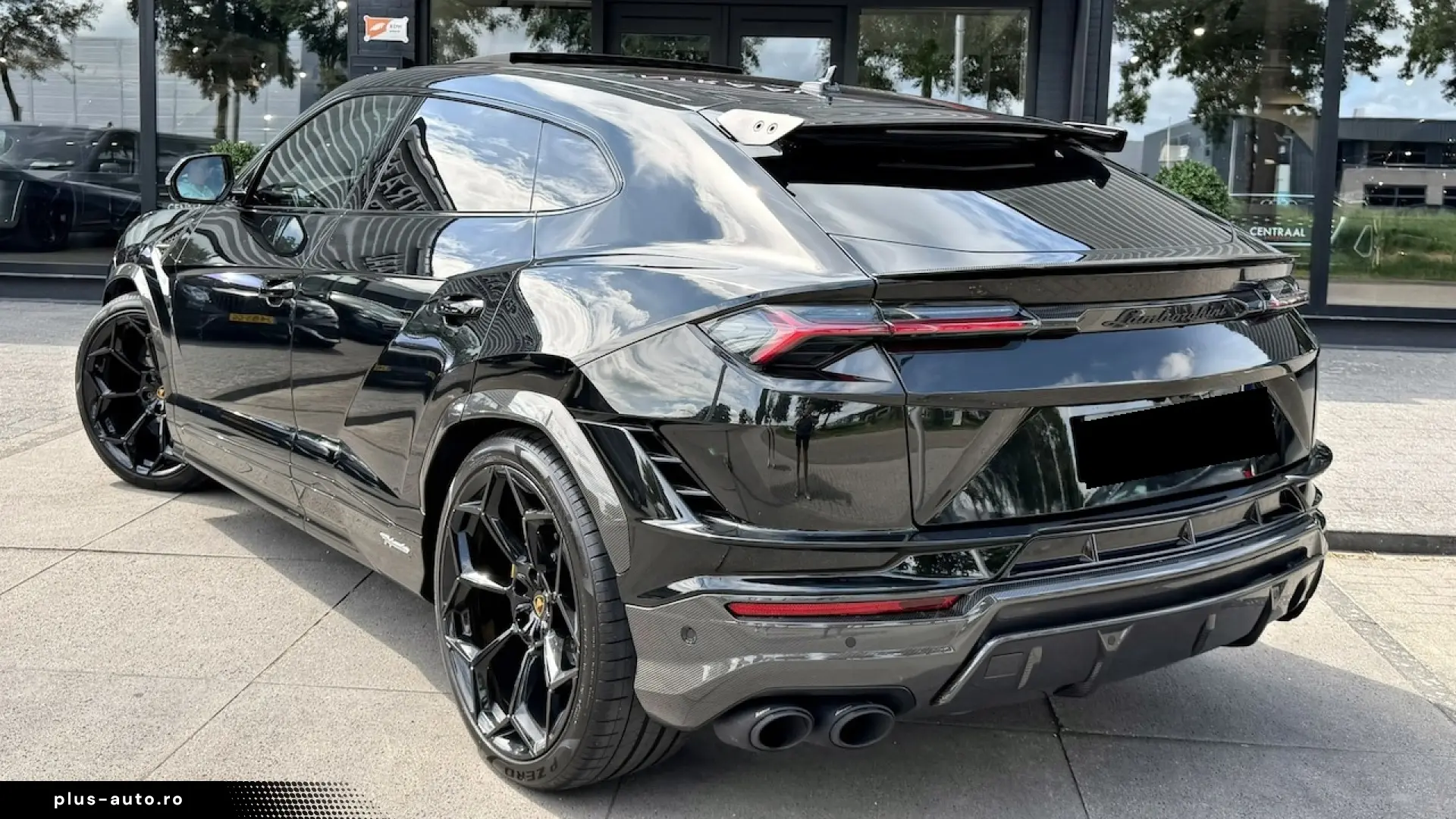 Lamborghini Urus Performante 4.0 V8 Akrapovic