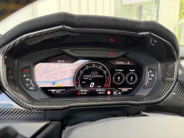Lamborghini Urus Performante 4.0 V8 Akrapovic