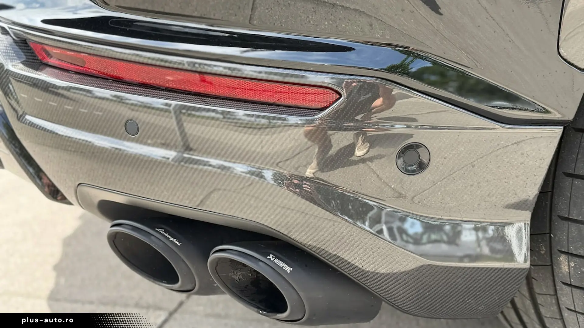 Lamborghini Urus Performante 4.0 V8 Akrapovic