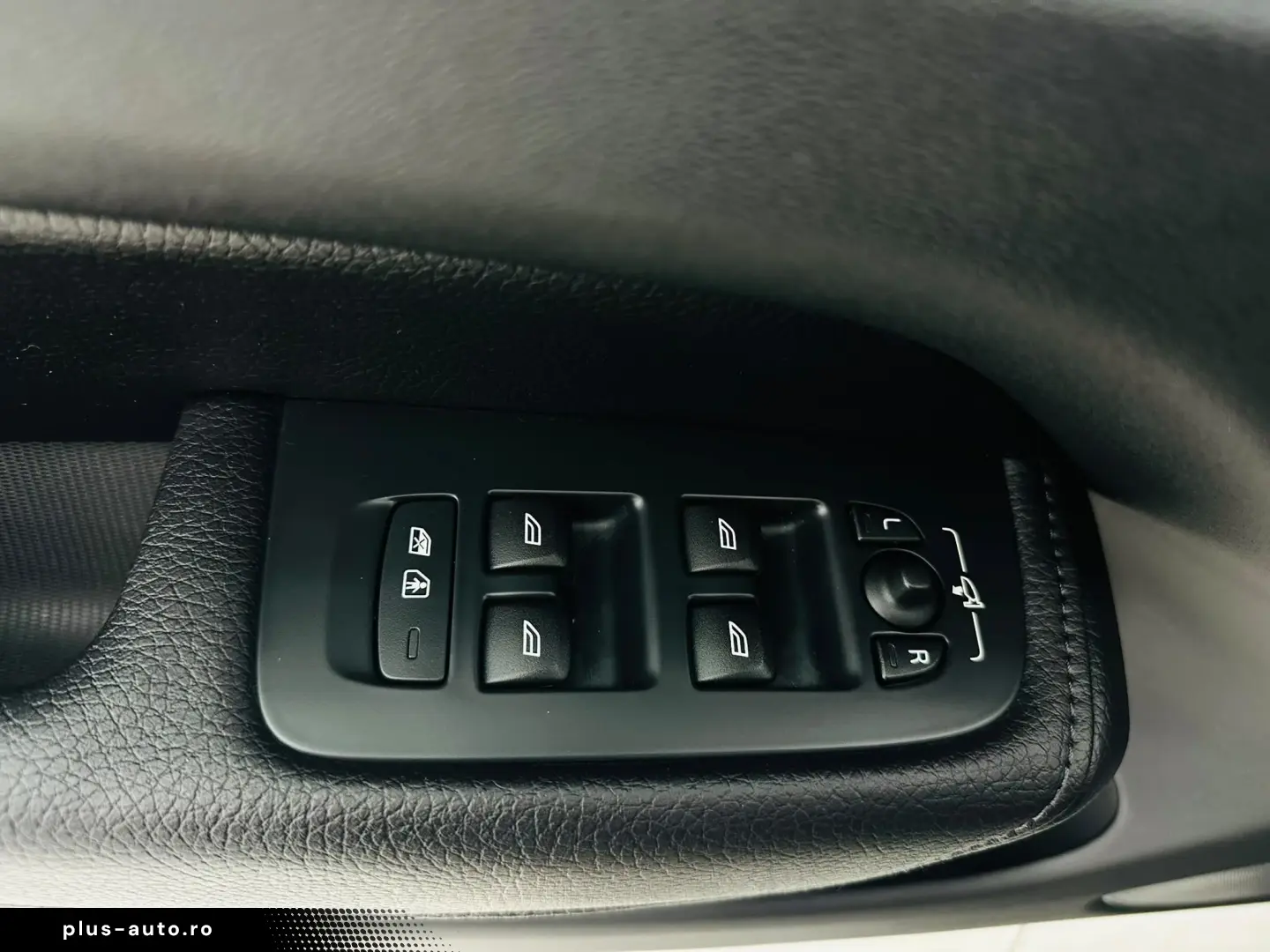 VOLVO XC60 2019 2.0D E6 Garantie 12 Luni Rate Avans 0 Doar C