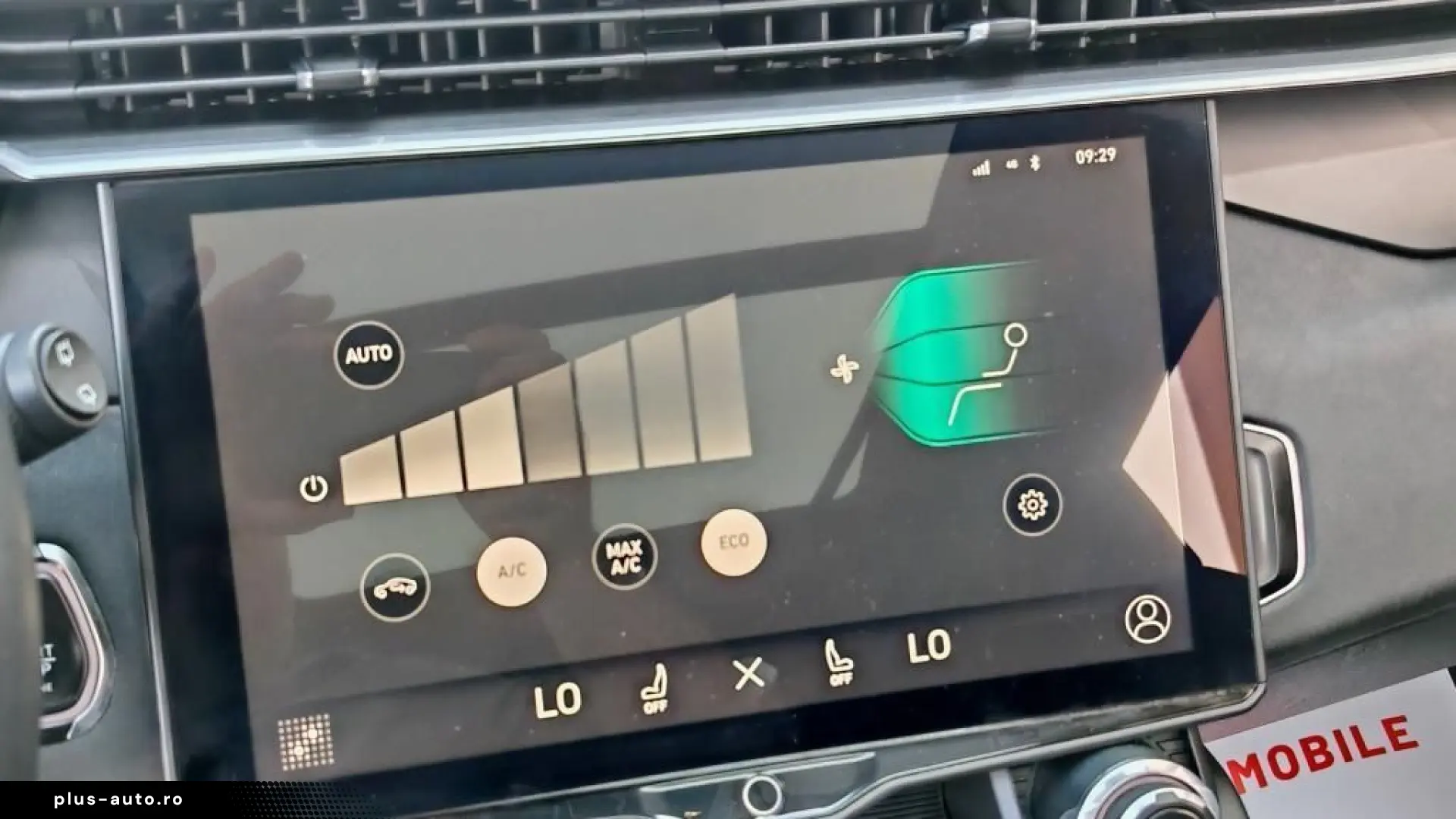 Lynk-Co 01