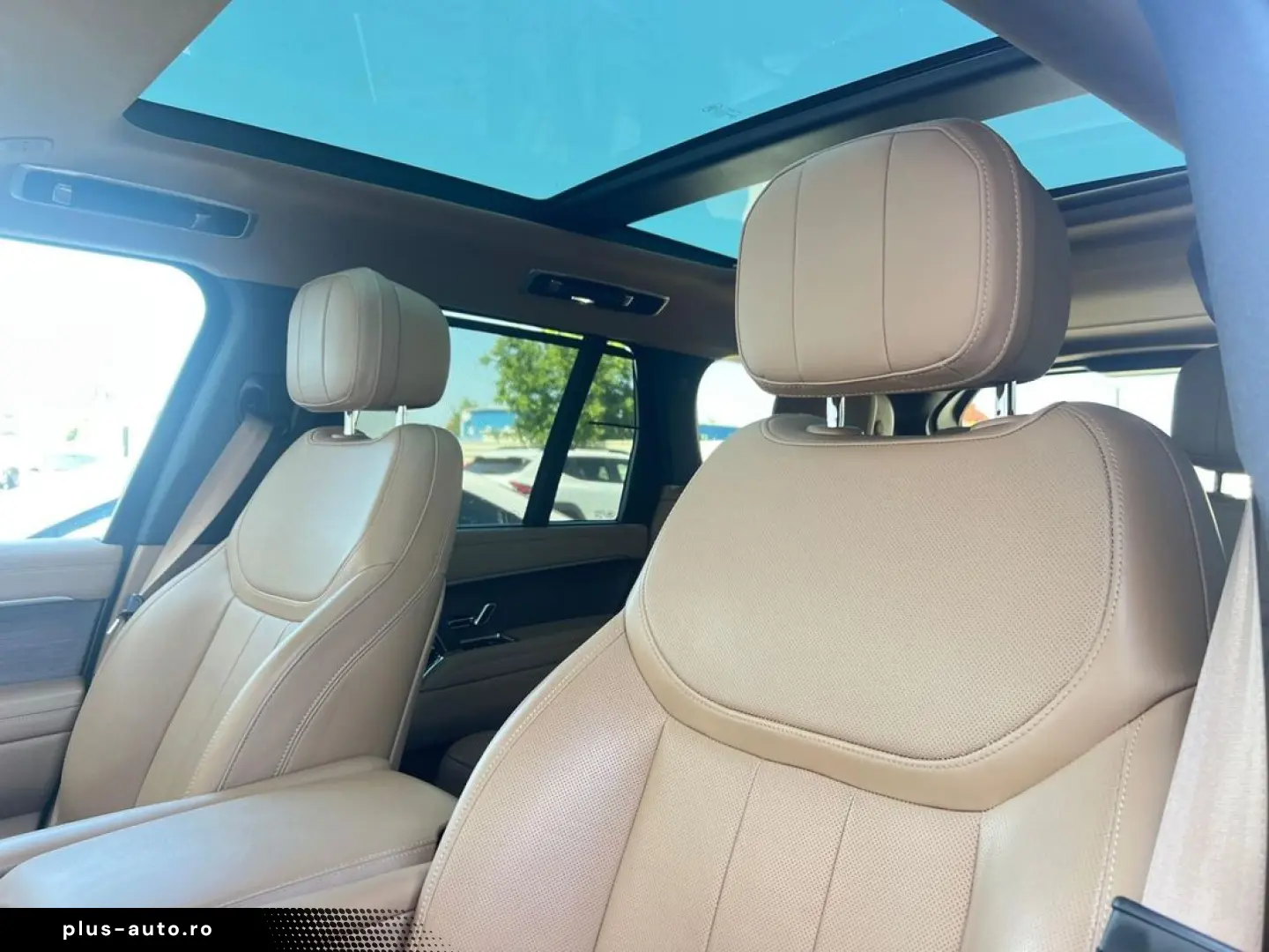 Land-Rover Range-Rover