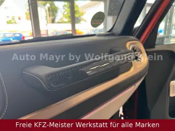 MERCEDES-BENZ G 63 AMG verbreiterte Radläufe Carbon …