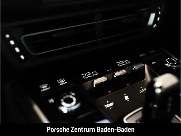 PORSCHE 992 911 Carrera