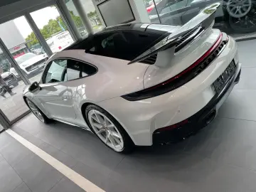 PORSCHE 992 Carrera Coupé 394PS Aeropaket Sport Chrono