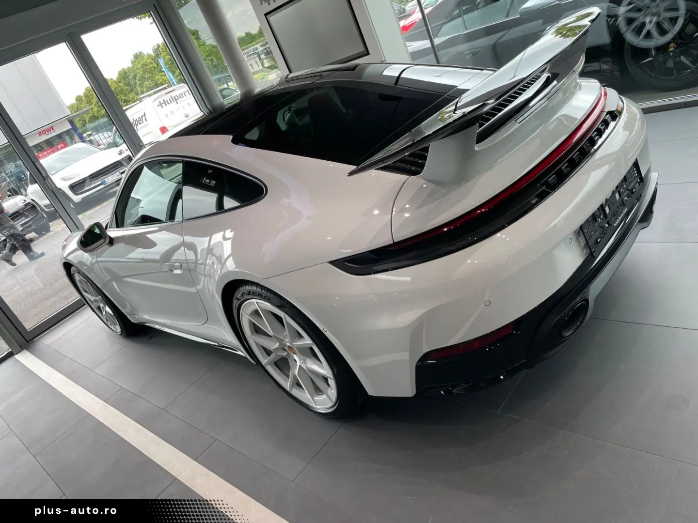 PORSCHE 992 Carrera Coupé 394PS Aeropaket Sport Chrono