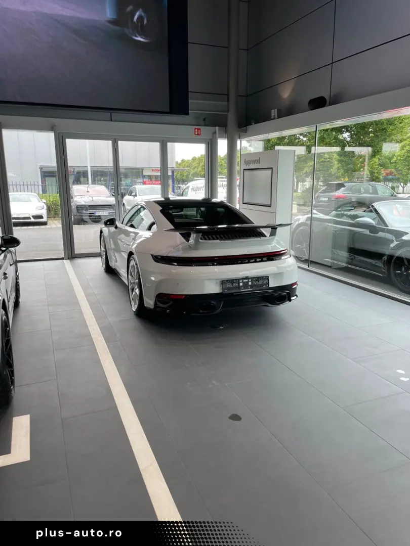 PORSCHE 992 Carrera Coupé 394PS Aeropaket Sport Chrono
