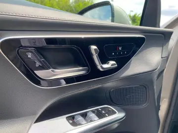 Mercedes-Benz GLC 200 4MATIC   AMG KAMERA LED MEMORY