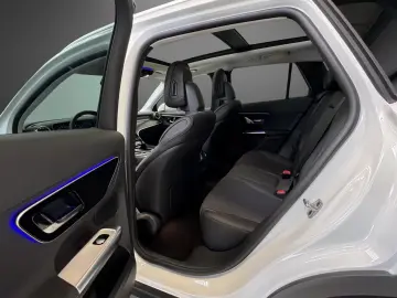 Mercedes-Benz GLC 220 d 4M Avantgarde MEMORY Pano 360