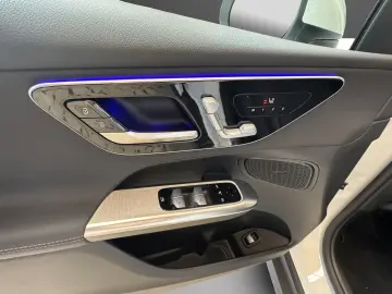 Mercedes-Benz GLC 220 d 4M Avantgarde MEMORY Pano 360