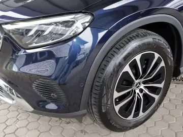 Mercedes-Benz GLC 200 4M AHK PANO DISTRONIC MEMORY 360