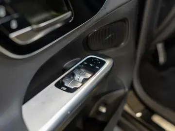 Mercedes-Benz GLC 200 4M AMG Sport Advanced