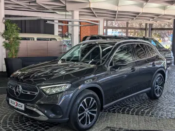 Mercedes-Benz GLC 220 d 4Mat X254 PANO DISTRONIC