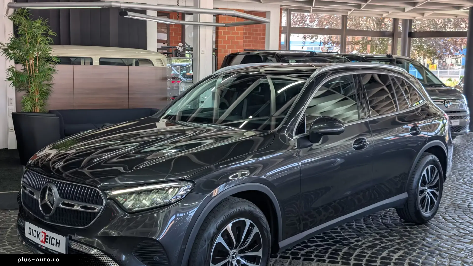 Mercedes-Benz GLC 220 d 4Mat X254 PANO DISTRONIC