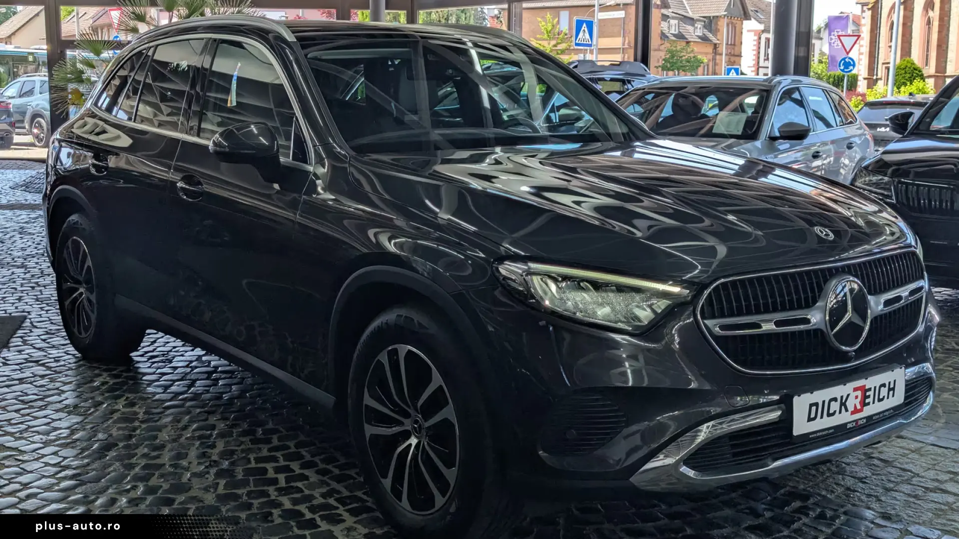 Mercedes-Benz GLC 220 d 4Mat X254 PANO DISTRONIC