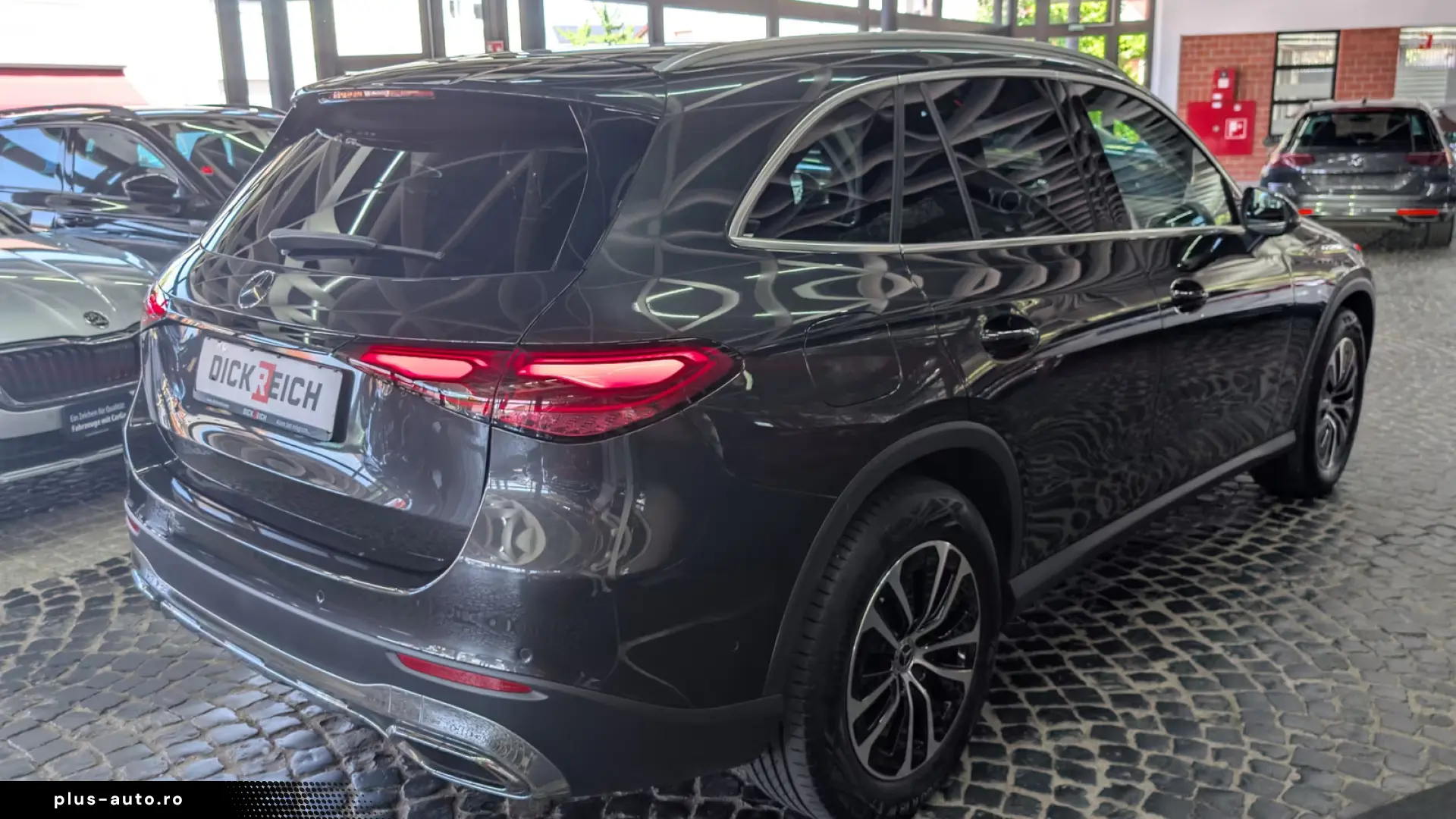 Mercedes-Benz GLC 220 d 4Mat X254 PANO DISTRONIC