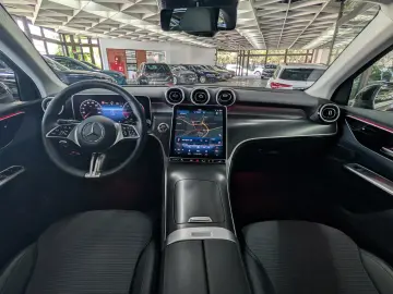 Mercedes-Benz GLC 220 d 4Mat X254 PANO DISTRONIC
