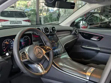 Mercedes-Benz GLC 220 d 4Mat X254 PANO DISTRONIC