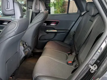 Mercedes-Benz GLC 220 d 4Mat X254 PANO DISTRONIC