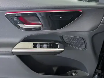 Mercedes-Benz GLC 220 d 4Mat X254 PANO DISTRONIC
