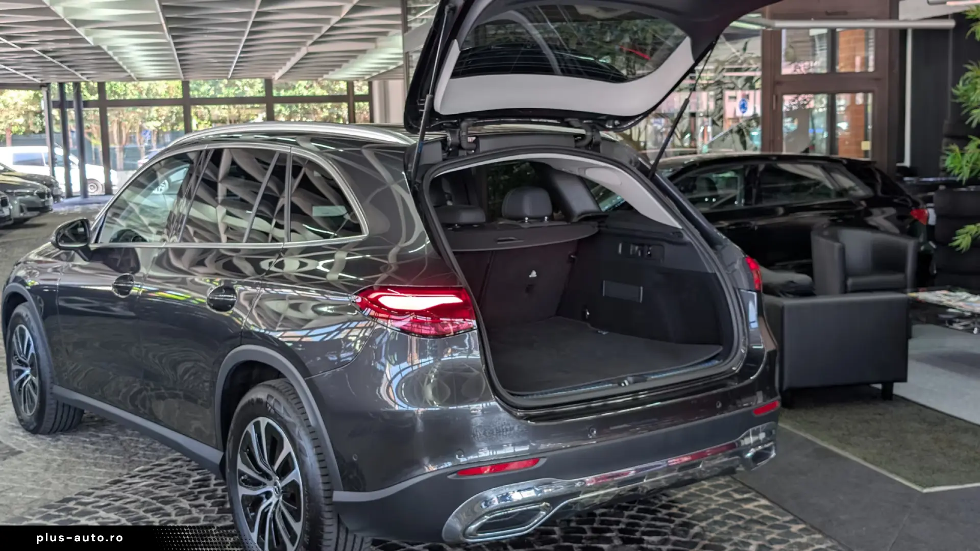 Mercedes-Benz GLC 220 d 4Mat X254 PANO DISTRONIC