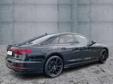 Audi A8 60 TFSI e QU S-LINE MATRIX AIR HuD B&O