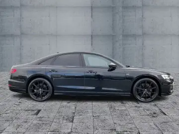 Audi A8 60 TFSI e QU S-LINE MATRIX AIR HuD B&O