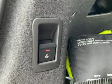 Audi A8 60 TFSI e QU S-LINE MATRIX AIR HuD B&O