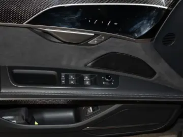 Audi A8 50 TDI quattro S line Matrix Pano B&O 21