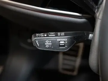 Audi A8 50 TDI quattro S line Matrix Pano B&O 21