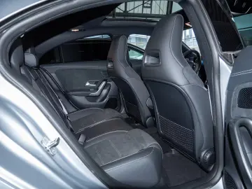 Mercedes-Benz CLA 180 Coupé