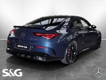 Mercedes-Benz CLA 35 AMG 4M Coupé