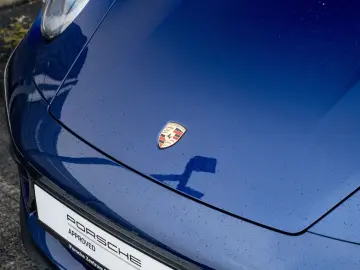 PORSCHE 992 911 Carrera GTS Cabriolet 14 Wege Sitze BOSE