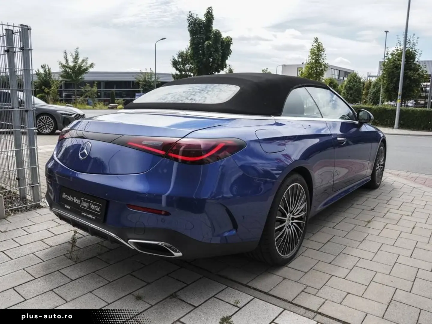 MERCEDES-BENZ CLE 220 d Cabrio AMG Advanced  Distron&hellip;
