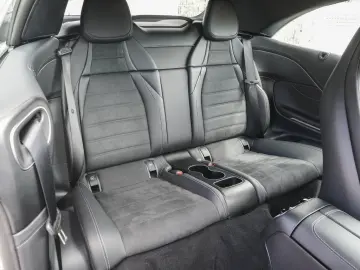 MERCEDES-BENZ CLE 220 d Cabrio AMG Advanced  Distron…