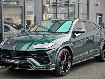 LAMBORGHINI Urus  Full Carbon  Akrapovic  Verde Hydra !  23