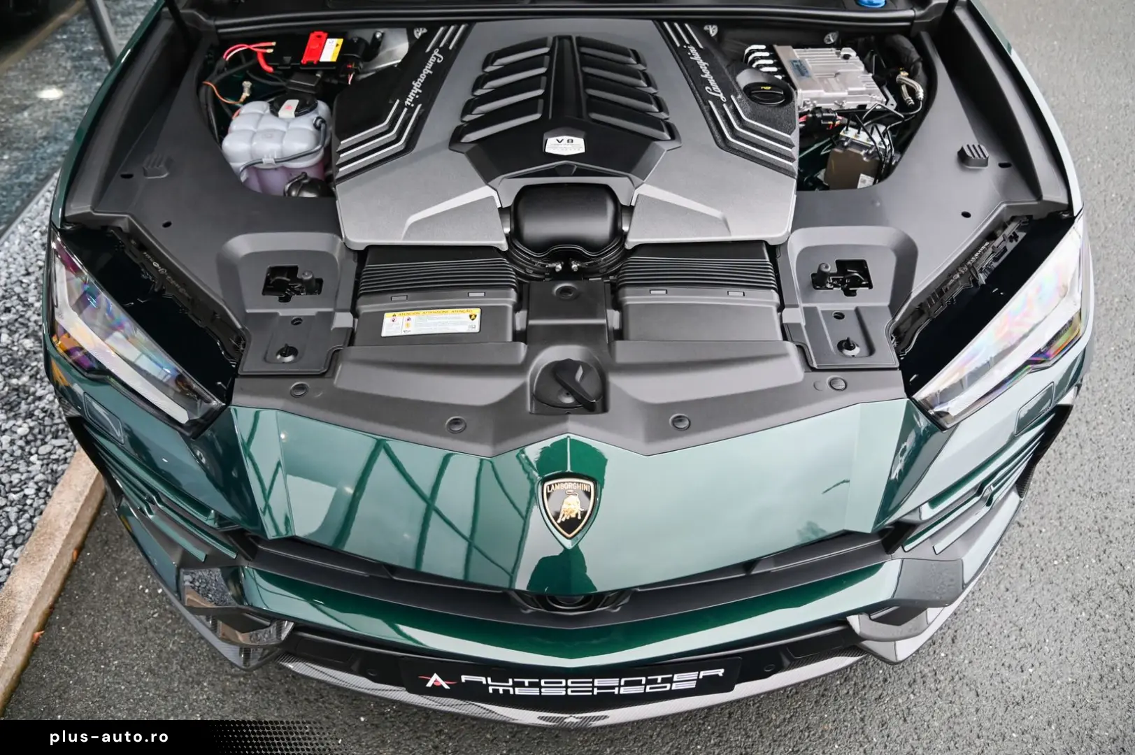 LAMBORGHINI Urus  Full Carbon  Akrapovic  Verde Hydra !  23