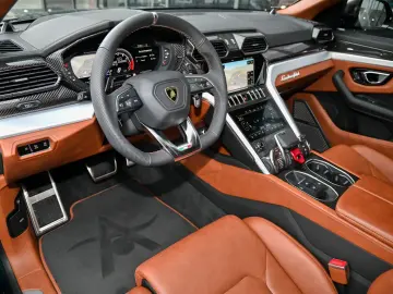 LAMBORGHINI Urus  Full Carbon  Akrapovic  Verde Hydra !  23