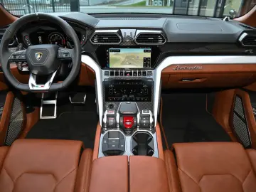 LAMBORGHINI Urus  Full Carbon  Akrapovic  Verde Hydra !  23