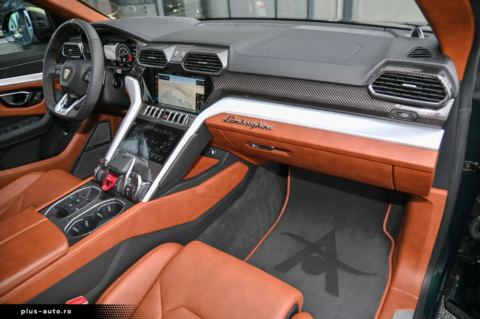 LAMBORGHINI Urus  Full Carbon  Akrapovic  Verde Hydra !  23